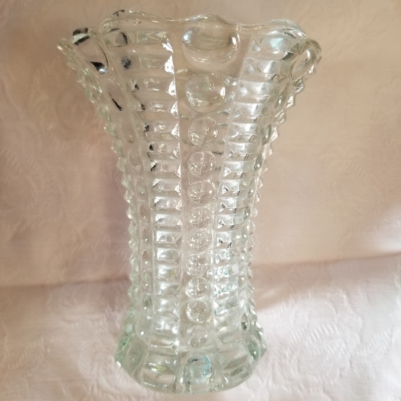 Vintage Mayflower Indiana Glass Vase